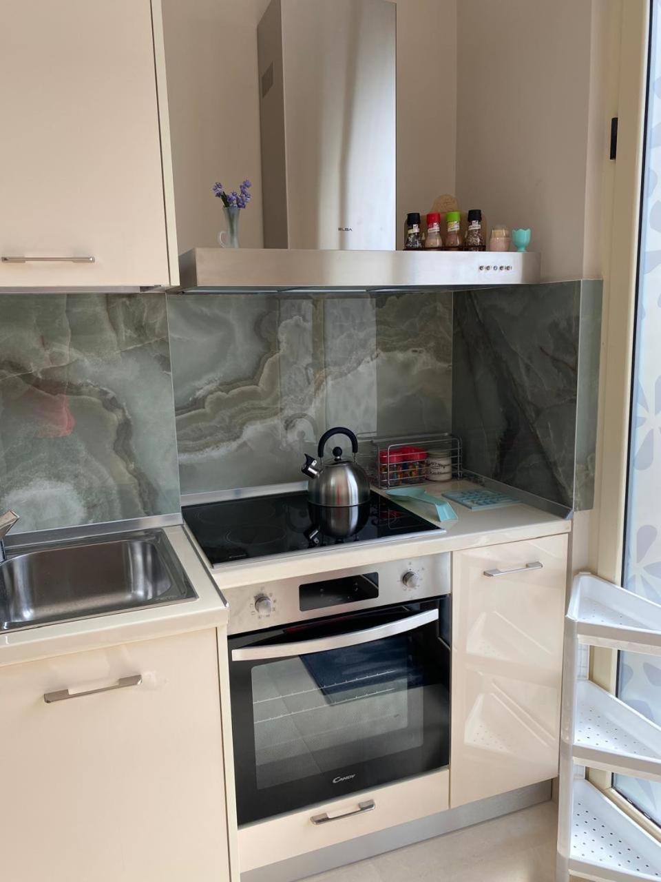 Tinas Rooms Durrës 외부 사진